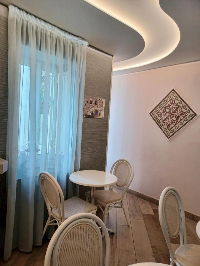 B&B Federico II Neapol Zewnętrze zdjęcie